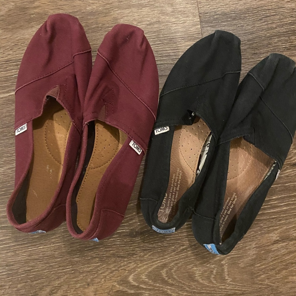 Lot of 2 Pairs of Toms Canvas Shoes